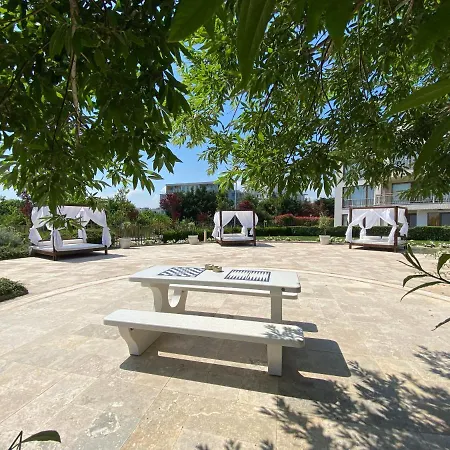 Diamond №1 - Relax Views Sea And Pool Apartment