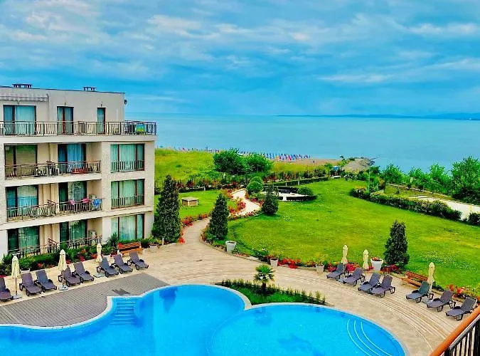 Diamond №1 - Relax Views Sea And Pool Апартамент *